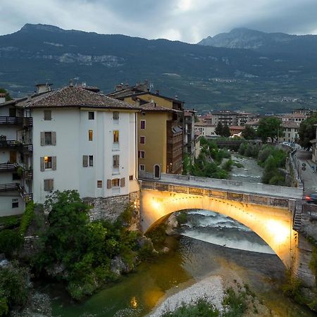 Appartamento Borgo San Tomaso, Tra Storia E Natura Rovereto  Kültér fotó