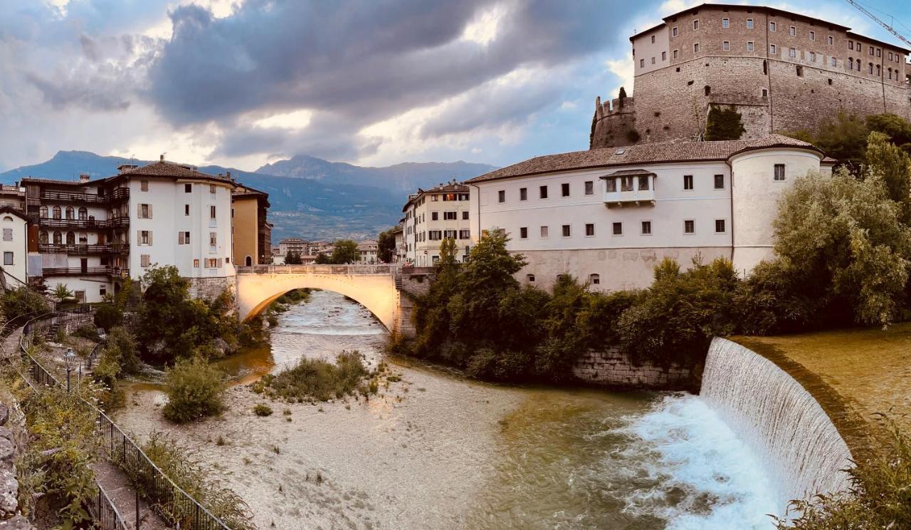 Appartamento Borgo San Tomaso, Tra Storia E Natura Rovereto  Kültér fotó