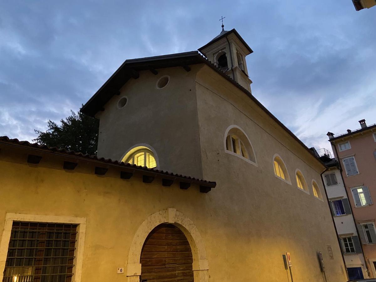 Appartamento Borgo San Tomaso, Tra Storia E Natura Rovereto  Kültér fotó